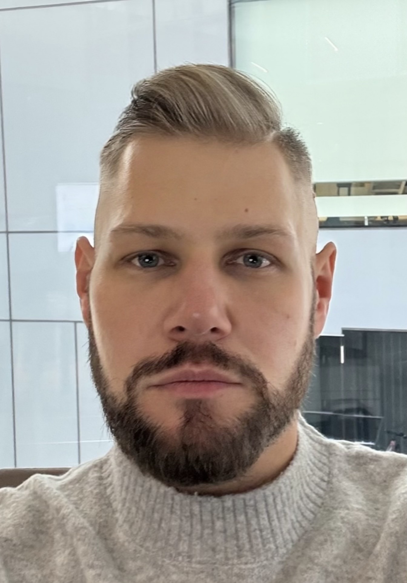 Portret Mate Adžića